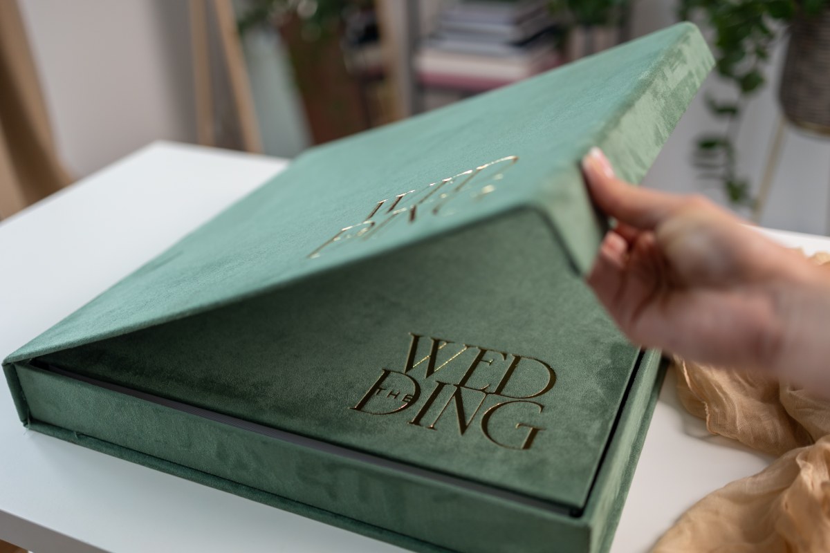 Clamshell Album Box