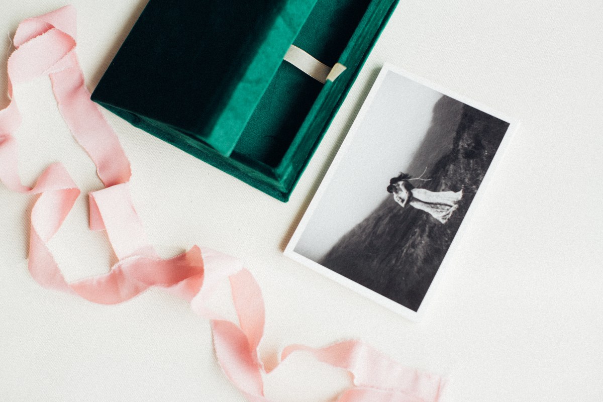 Clamshell Print Box