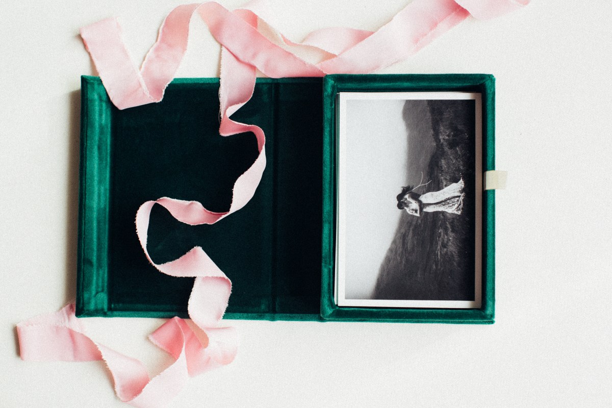 Clamshell Print Box