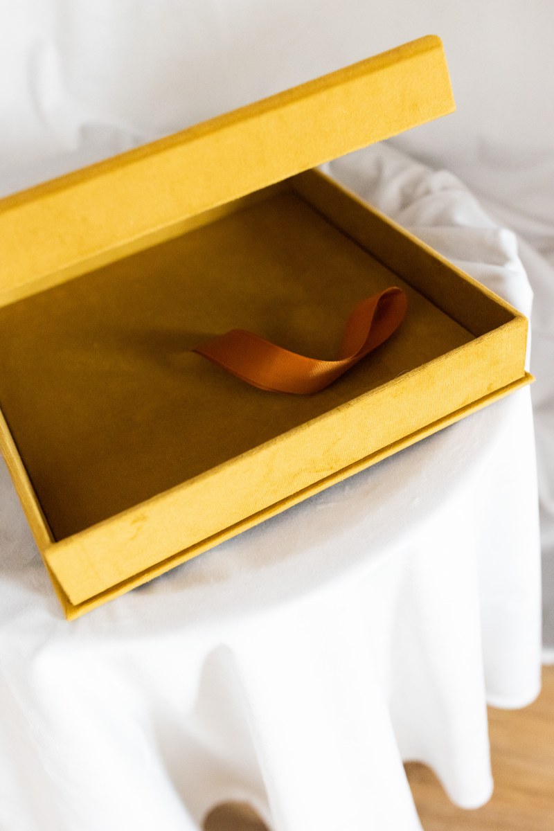 Clamshell Album Box