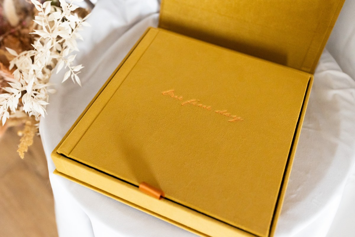 Clamshell Album Box
