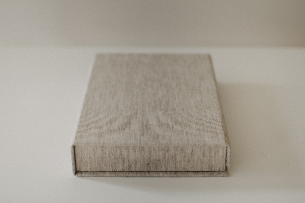 Clamshell Print Box